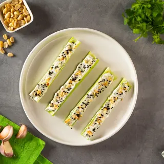 Celery Sticks with Jocoque