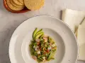 Salada de Nopales e Abacate