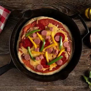 Cold Meat Pan Pizza