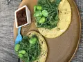 Memelas de Favas com Pontas de Chuchu