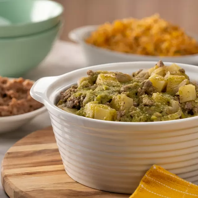 Carne Molida en Salsa Verde