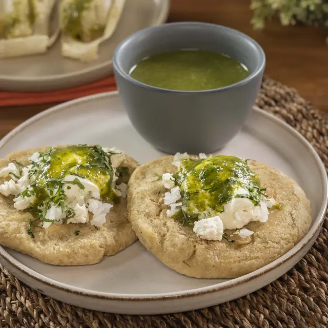 Easy Chicharrón Gorditas