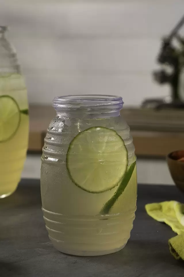 Agua Loca de Limón y Tequila