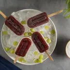 Picolés de Iogurte com Uva
