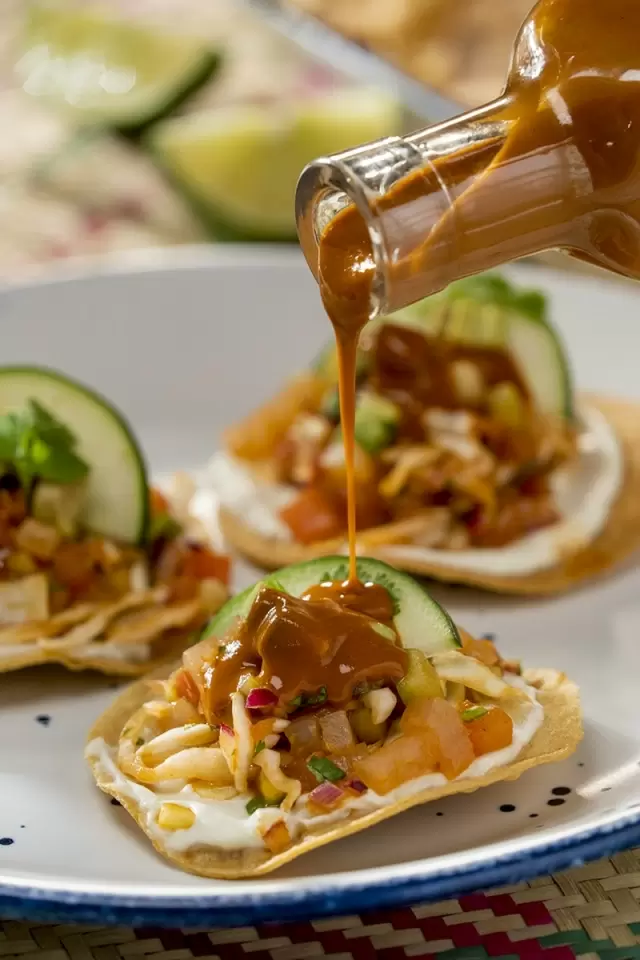 Tostadas de Cueritos