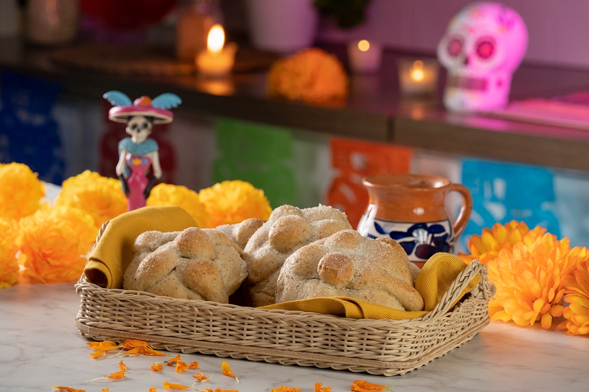 Pan de Muerto Vegano