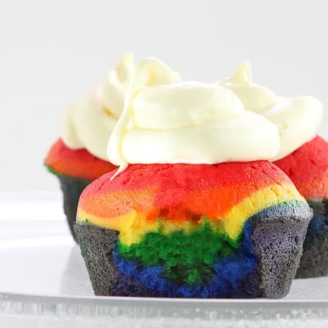 Cupcakes Coloridos
