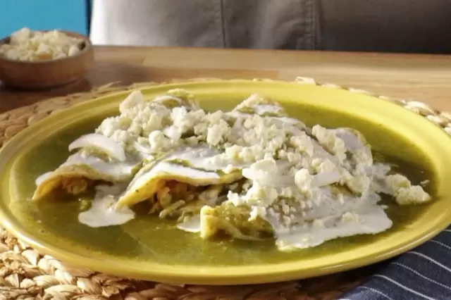 Cómo hacer enchiladas verdes?