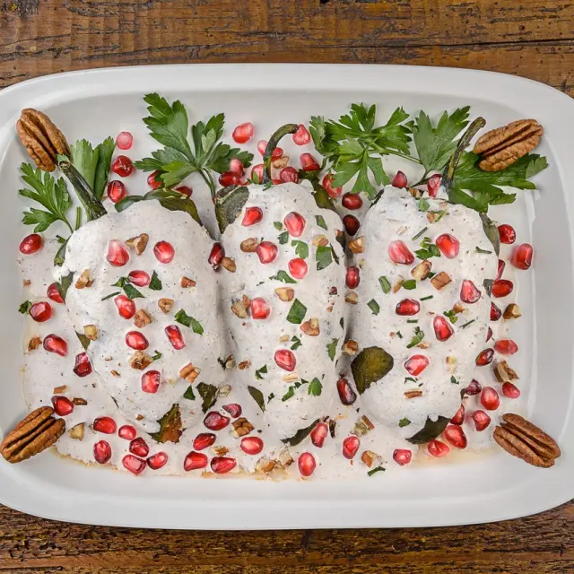 Jalapeños in nogada