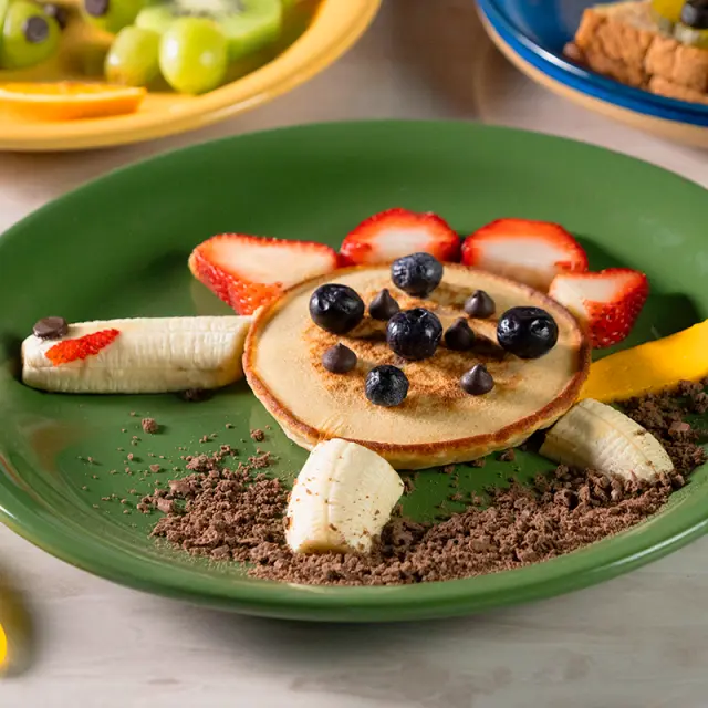Hot cakes de dinossauro para crianças  