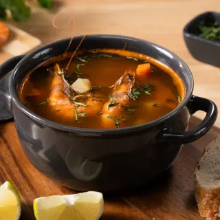 Caldo de camarão com chipotle  