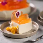 Gelatina de pêssegos com creme  