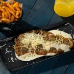 Milanesa with Alfredo sauce