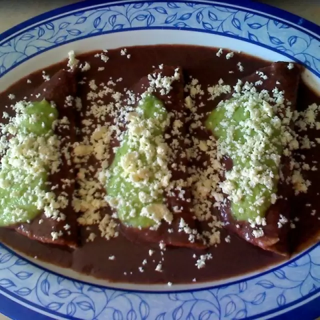 Mexican Enfrijoladas
