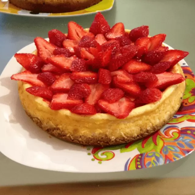 Cheese Cake with Strawberries