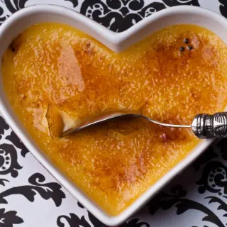 Crema Catalana à Pimenta Branca