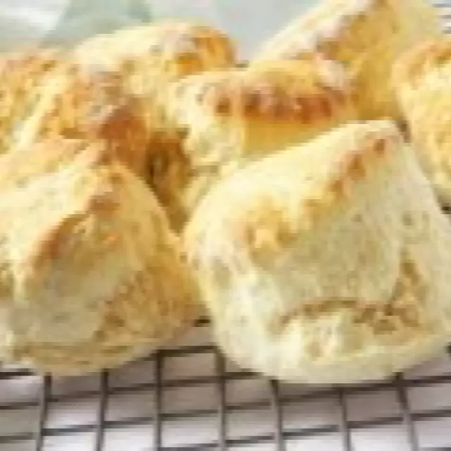 Buttermilk Bisquets