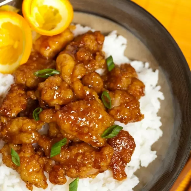 Pollo Agridulce con Naranja