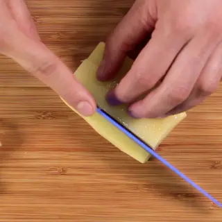 How to Cut Potatoes in Twisted Form? Know it Here! – China Potato Cutter