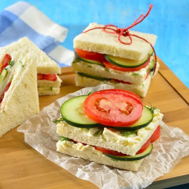 Cucumber Sandwiches with Dill