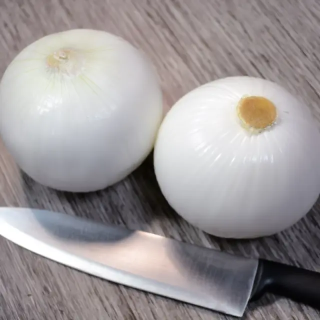 How to chop onion