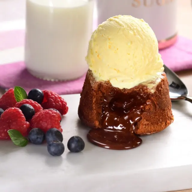 6 desserts you can pair with vanilla ice cream