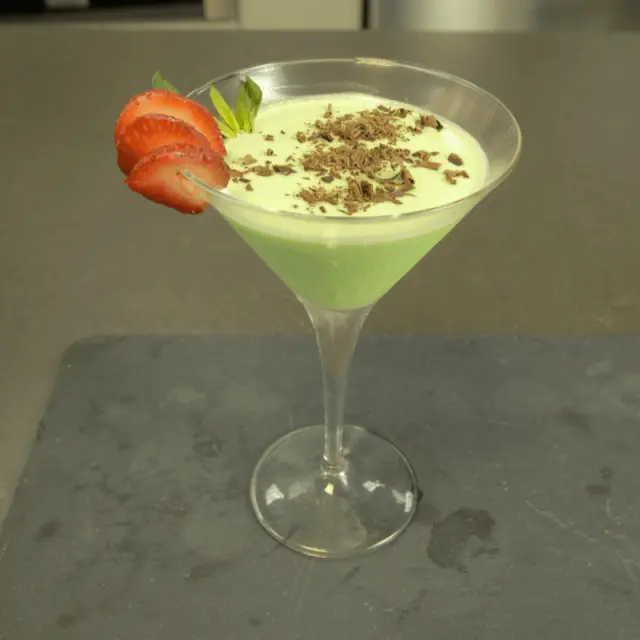 How to make mint ice cream at home