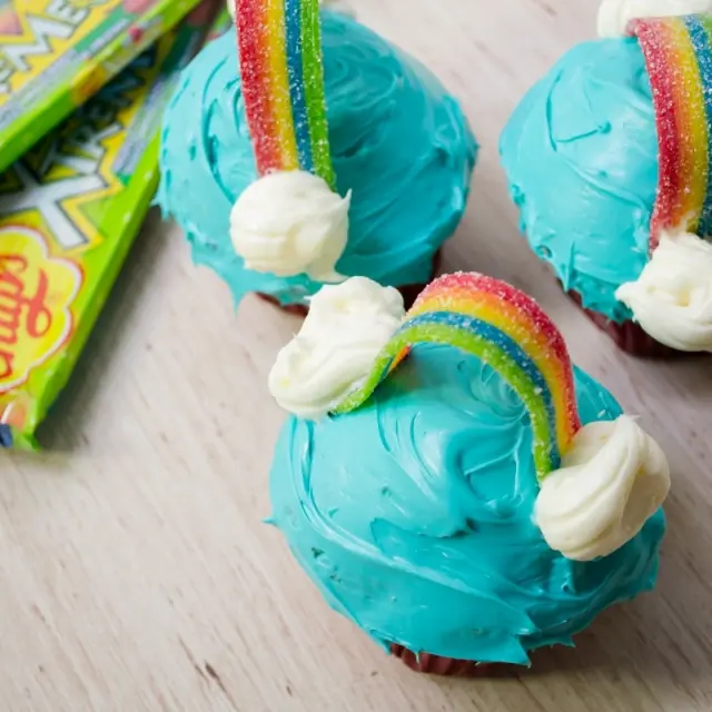 How to decorate cupcakes in 5 minutes