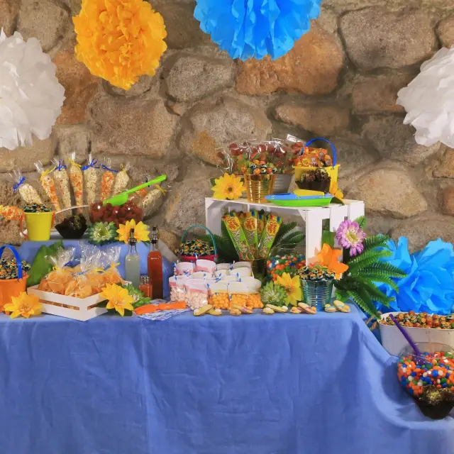 How to Set Up a Candy Table